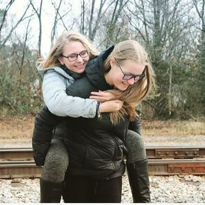 Meet your Posher, Anastasia